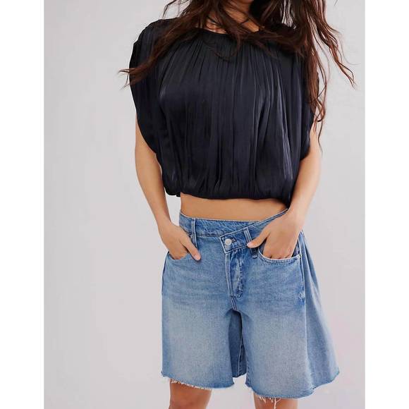 FREE PEOPLE Tops - NEW FREE PEOPLE double take top in black